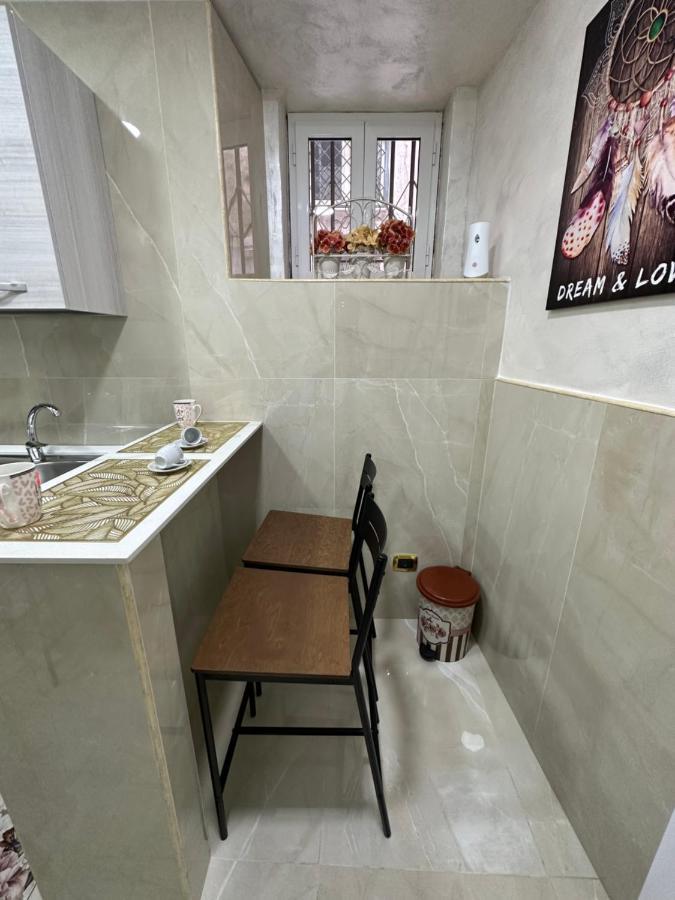 Chloehouse Apartment Naples Luaran gambar